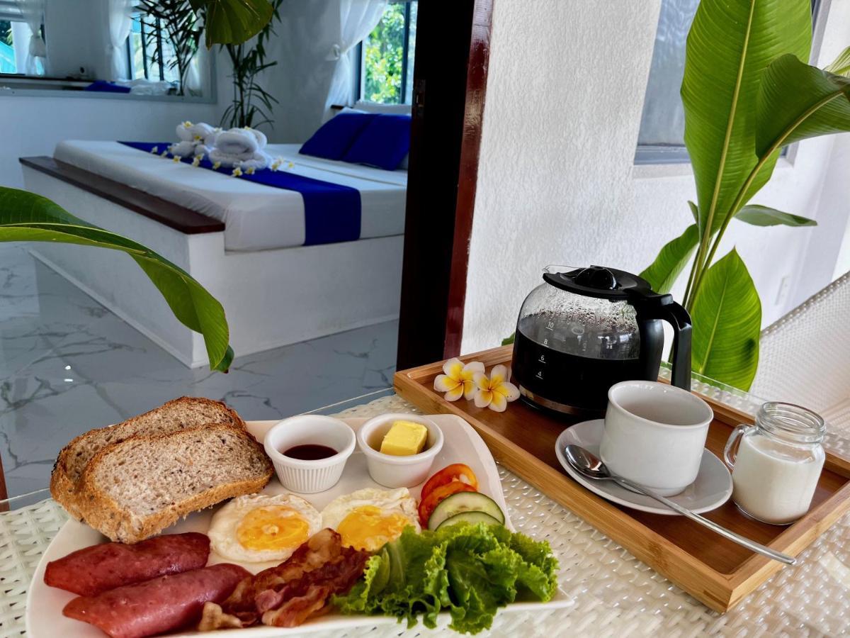Pawikan Boutique Hotel Moalboal Extérieur photo